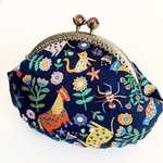 リバティ　がま口ポーチ