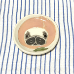 桃被りパグさん豆皿