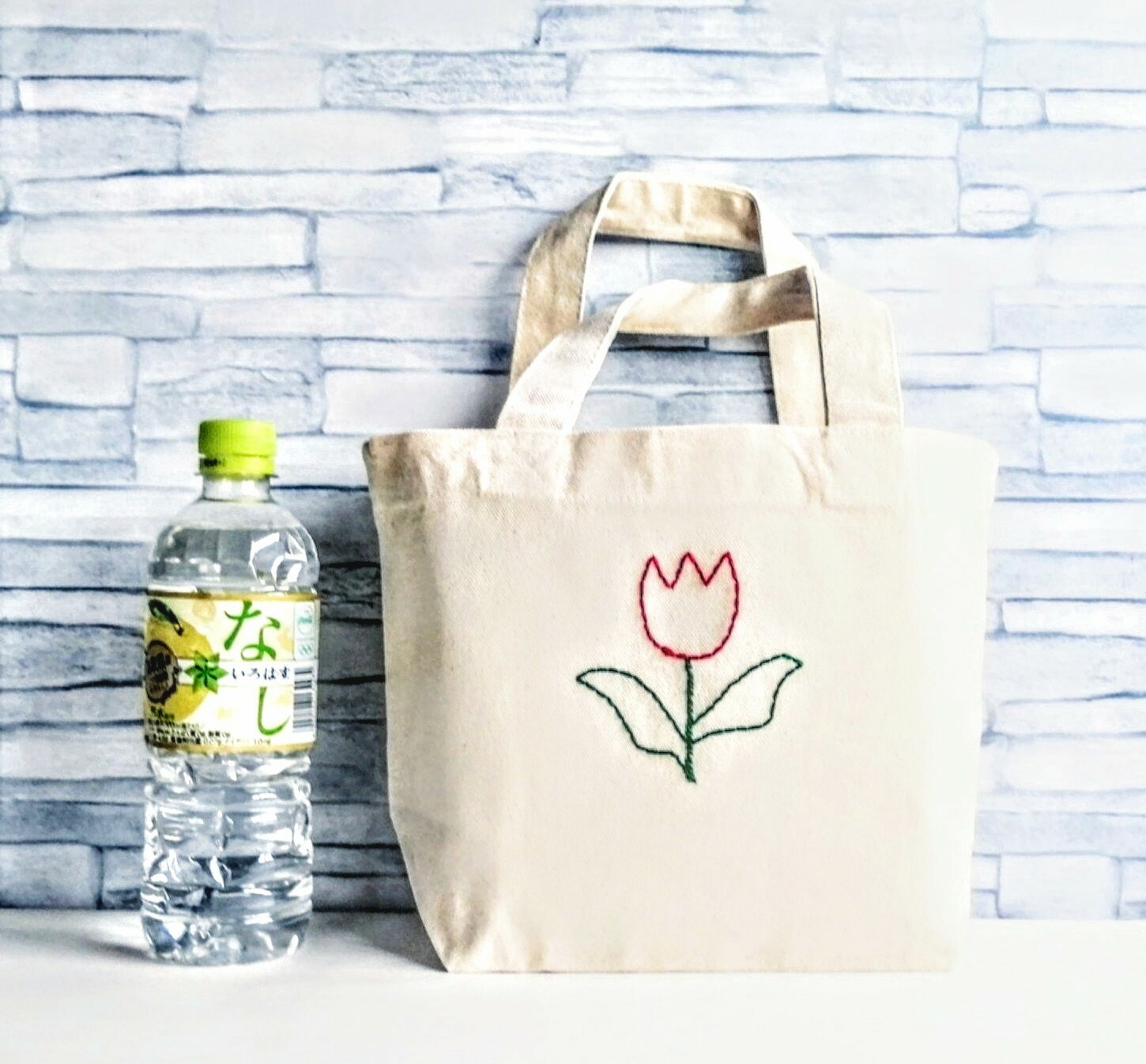 正規品販売! チューリップのワッペン 手縫いの刺繍 PVCミニトートバッグ 白 撥水防水 トートバッグ - www.we-job.com 正規品販売! チューリップのワッペン 手縫いの刺繍 PVCミニトートバッグ 白 撥水防水 トートバッグ - www.we-job.com