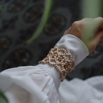 【特集掲載】ナチュラルウッドビーズのバングル  flower lace