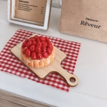 ミニチュア　苺のタルト🍓