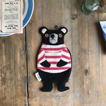 赤いボーダーの黒クマのポーチ