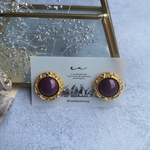 エンジボタンピアス/イヤリング