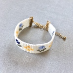 青い小花のブレスレット(ホワイト）