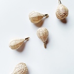 【2pcs natural #50】ラタンボールしずくチャーム