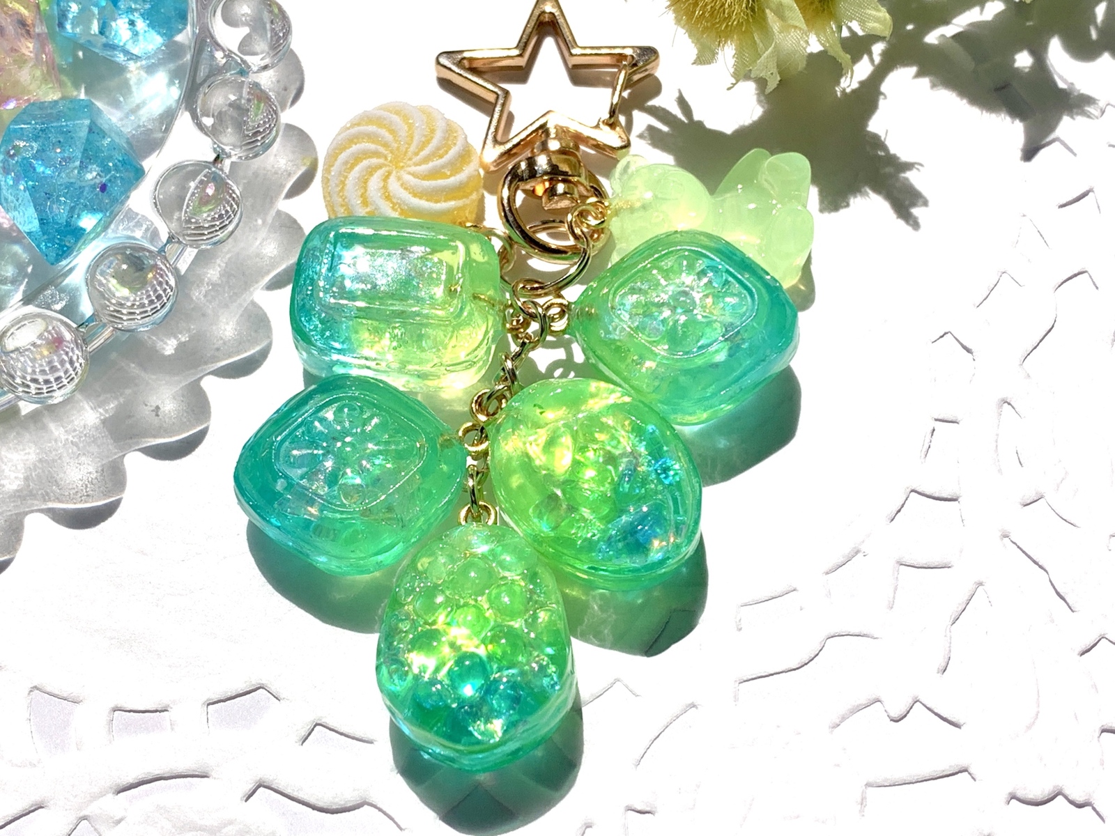 レジン ドロップキーホルダー グリーン - KIRARA-777'S GALLERY
