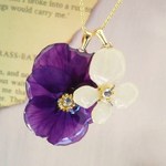 ３way紫陽花もビオラも！　押し花ネックレス　Ｅ　（ゴールド）　