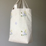 お花屋さんの手刺繡ミニバック