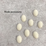 8個 オーバル　アクリルカボション　14×10mm ホワイト