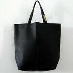 MLサイズ black　本革製  トートバッグ