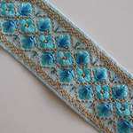 訳あり‼️【1mカット済み】シルク刺繍リボン　【ライトブルー】