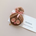 momonブローチ　