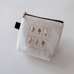 【手刺繍】ソフトクリーム刺繍のファスナーポーチ【12cmファスナー】マチ付き