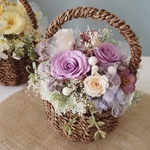 大人かわいい* プリザーブドフラワー basket arrangement：パープル