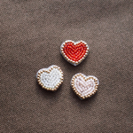 ハートのヘアゴム３個セット＊ビーズ刺繍＊