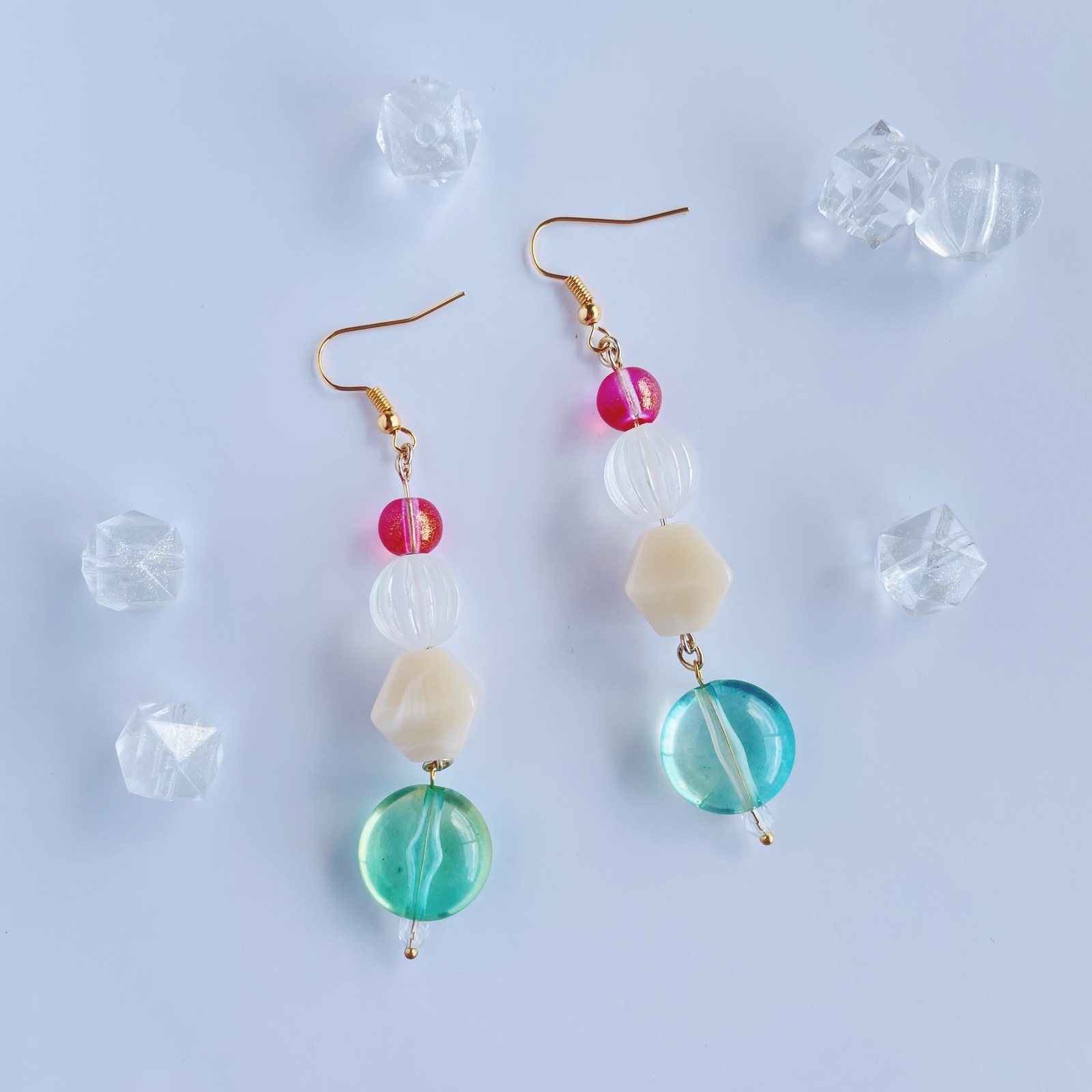 ビーズのクリームソーダピアス、イヤリング - chou. | minne byGMO 