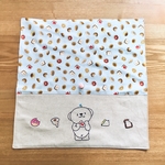 明日食べるパンにかけるクロス