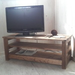 無垢材で造る家具　アンティーク風　ナチュラルテイスト　ＴＶボード　テレビボード