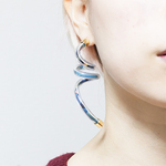 【在庫処分SALE】kuru-kuruピアス(light blue)