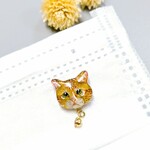 猫ピンバッチ🐤髭付き茶トラ