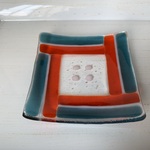 クリアオレンジと青緑のスクエアプレート