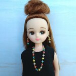 105リカちゃん ロングネックレスとピアスのセット（マルチカラー）0731