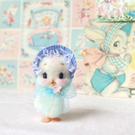 帽子を付けた白いヒヨコちゃん🐤⭐︎レトロアニマル