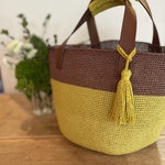 ピスタチオグリーンのカゴトートバック