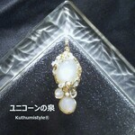 ムーンストーン&ビーズペンダント（ワイヤージュエリー☆ワイヤーアクセサリー☆ワイヤーラッピング天然石ネックレス☆KuthumistyleⓇ☆クツミスタイル）