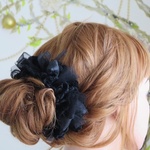 ◆ブラック◆揺れるヘアアクセサリー♡ふわふわオーガンジーヘアゴム3043