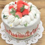 🍓苺ケーキ　(小物入れ) 染51