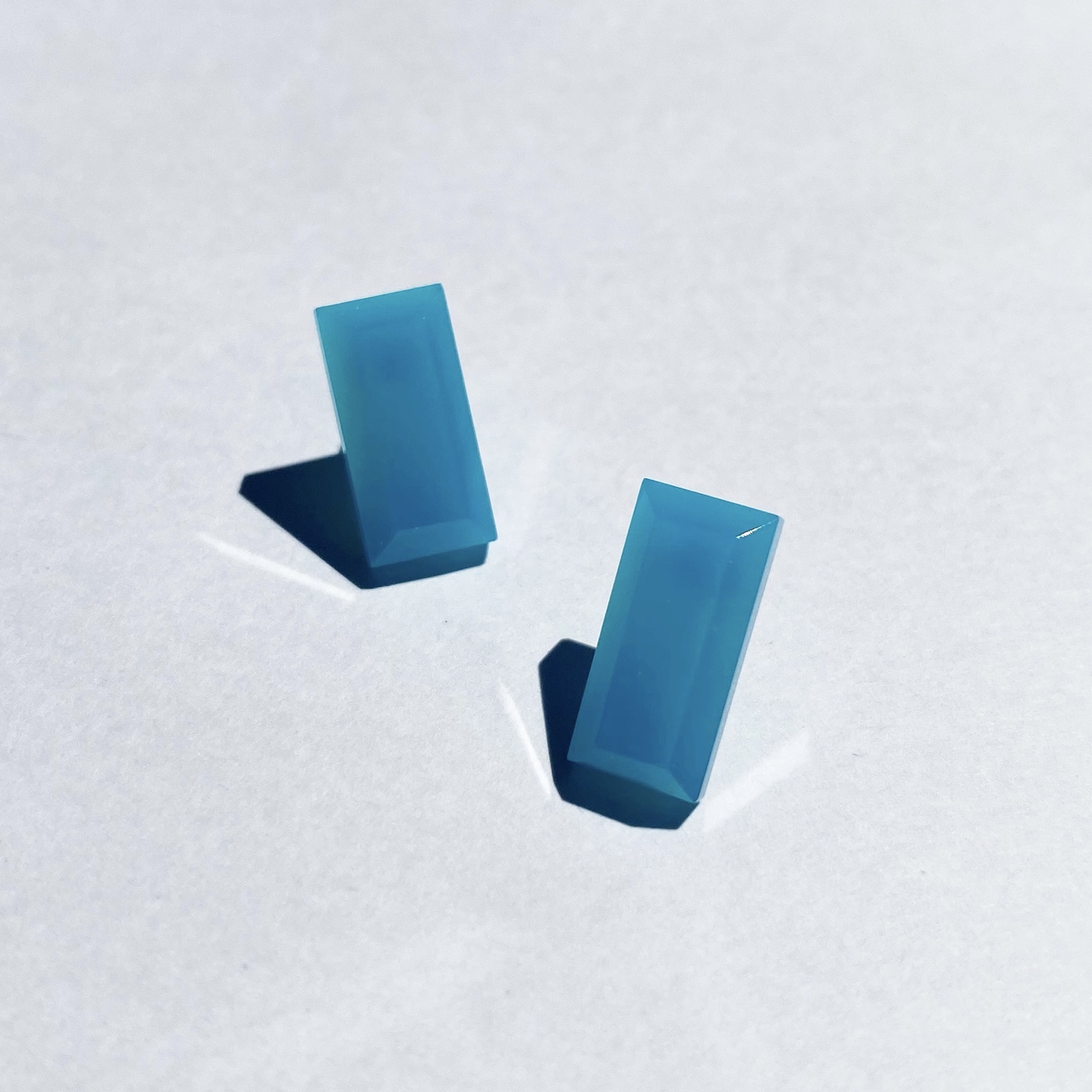 シーブルーカルセドニーのピアス 6,408円