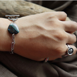《D》natural blue stone bracelet 天然石　ブレスレット　マンテル　ステンレス　シルバー　クール　モード　アンティーク　人気　おしゃれ　夏　ヴィンテージボタン　