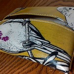 普通ｻｲｽﾞ モダンタッチインコ[ﾏｽﾀｰﾄﾞ] ﾅｽｶﾝ付ラミネートポケットティッシュカバー（＝ポケットティッシュケース）