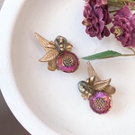 .｡.:✽ ギンコ  purple ✽.｡.:* チェコガラスボタン 大ぶり イヤリング ピアス