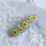 (7㎝)大人可愛い ひまわり刺繍パッチンピン