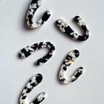 【4pcs #48】変形マーブルアクリルパーツ