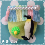 98)ペンギンおかしブローチ。