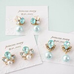 間もなく販売終了❤️バミューダブルー雫》navy&blue bijouピアス