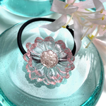 凉の花　透きとおる桃色