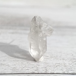 【片耳ピアス】水晶ポイントの片耳ステンレスピアス