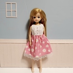 リカちゃん　服　ワンピース　ピンク　お花