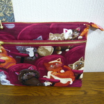 76様オーダー品：USA生地　映画館のネコ　仕切り付きポーチ（ハードタイプ）