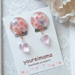 ハートのアクリルビーズイヤリング ピアス