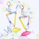 【3色】マグロのトライアングルピアス