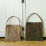 maronpie様オーダー品/パラフィン帆布のぺたんこバッグ　大きめ２点　薄茶・茶