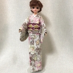 ジェニー・momoko 着物　ピンク〜グリーン・花柄