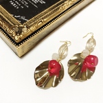 #1  ゆれる☆ゴールドベース　ピアス/イヤリング