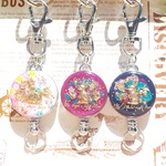 どんぐりとうさぎ＆ぷっくりうさぎ！　レジンリールキーホルダー