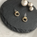 NEW☆チタンピアス☆小ぶりなデザインフープ／シンプル／小ぶり